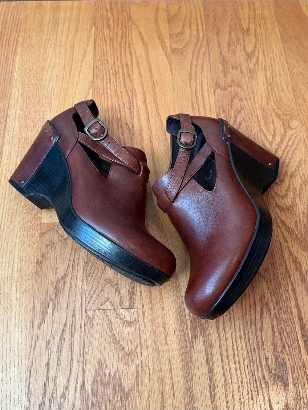 Dansko Franca Studded Leather Wedge Clogs Leather Upper/Lining EU 37 US 6.5-7